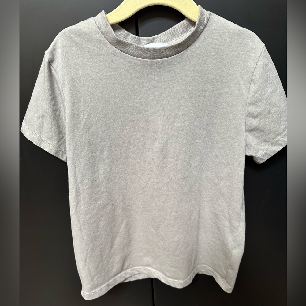 Nordstrom Rack Short Sleeve Light Grey Shirt//Boys Size 6